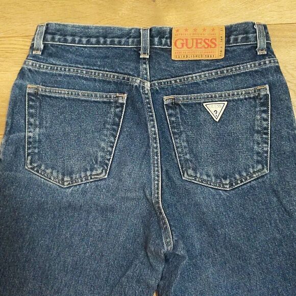 Vintage Guess dark wash jeans - Picture 6 of 11